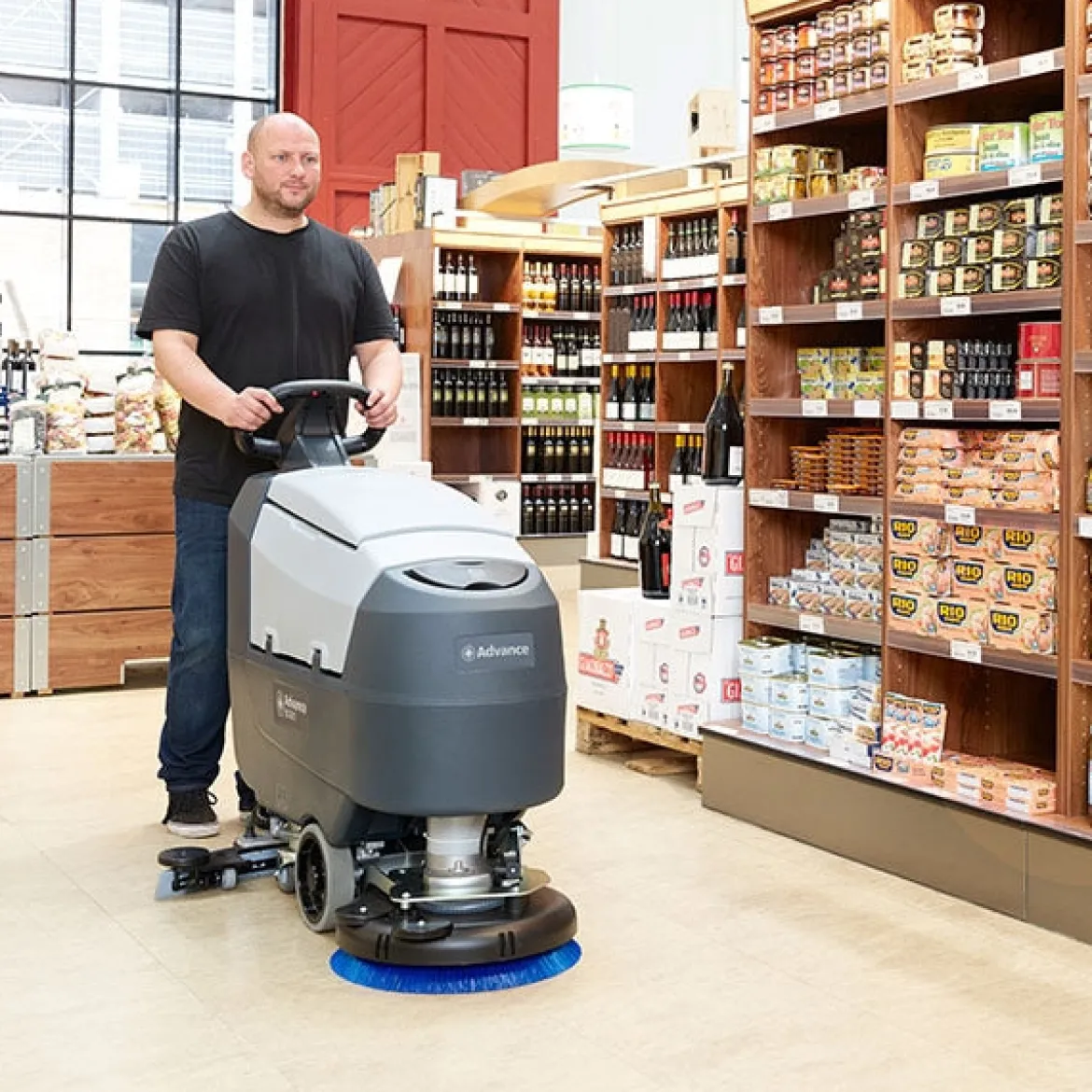 Advance® SC401™ Compact 17" Automatic Floor Scrubber w/ Brush & 105 Ah Batteries