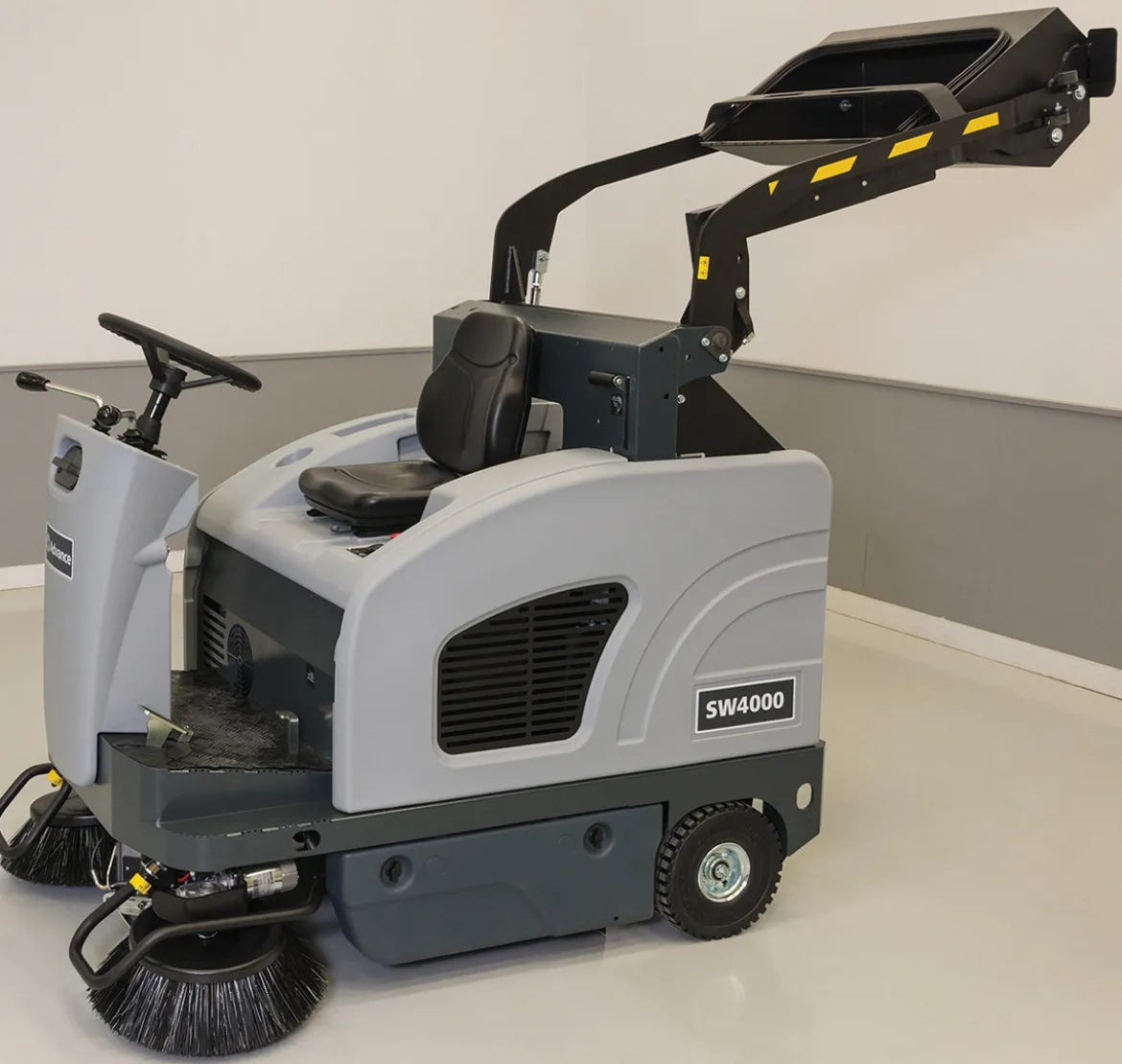 Advance® SW4000™ Rider Sweeper - 49" Sweeping Path