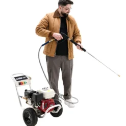 CleanFreak® 3.0 GPM Pressure Washer w/ Honda GX200 Engine (Gas) - 2,700 PSI