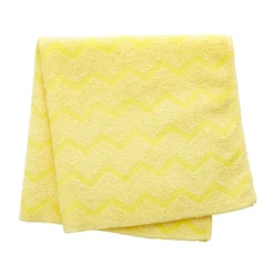 Rubbermaid® Hygen™ Yellow Premium Microfiber Cloth w/ Agitation Strips (16" x 16")