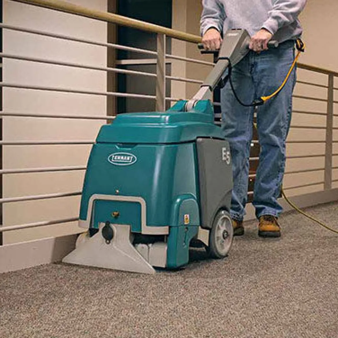 Tennant® E5 Cord Electric Self-Contained Carpet Extractor (5 Gallons) - 15” Head